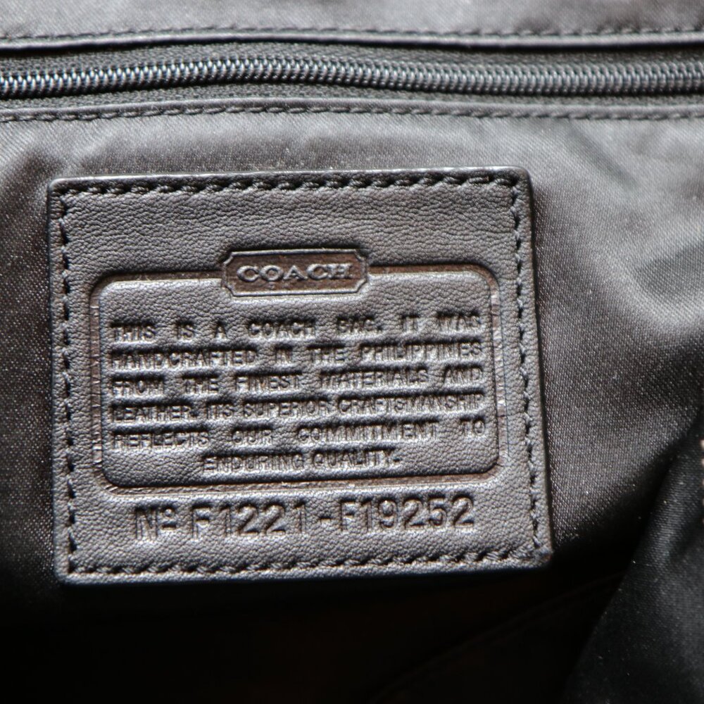 Coach Vintage PreLoved Shoulder Bag Black - Picture 8 of 10